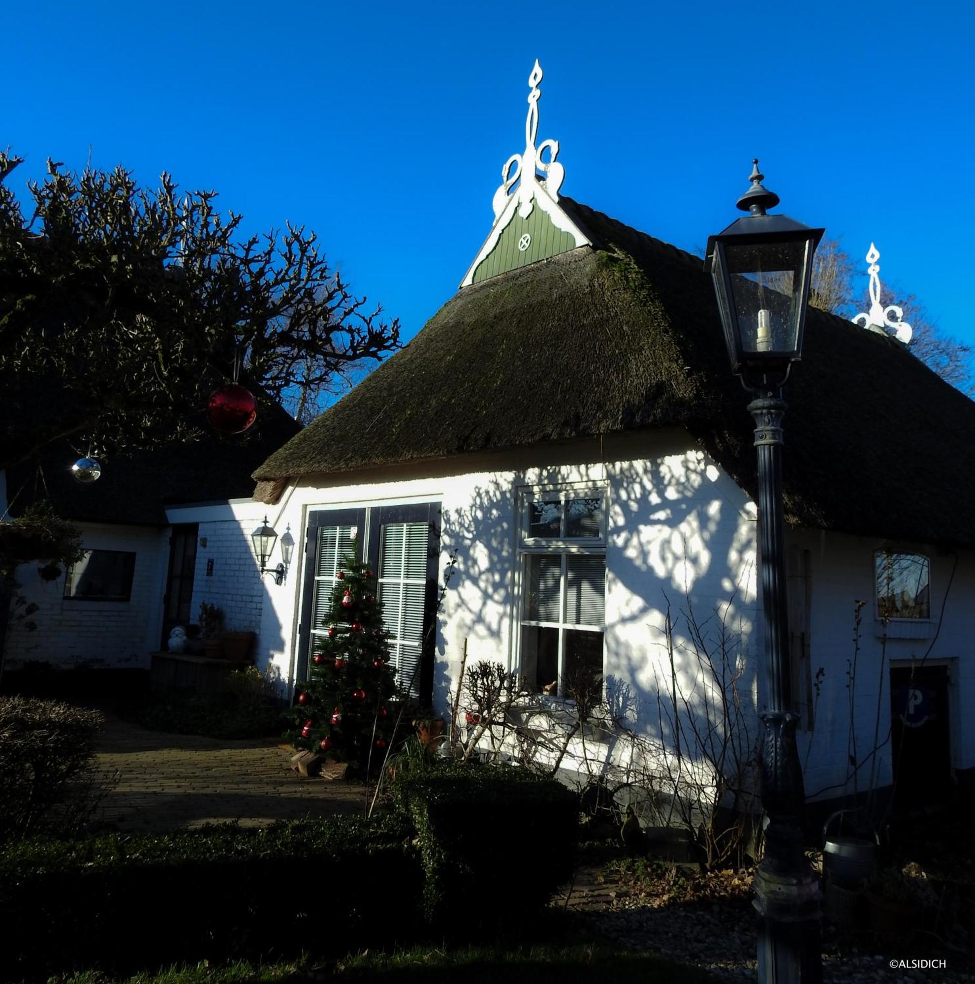 The Wee White Hoose Bed & Breakfast Oosternijkerk Exterior photo
