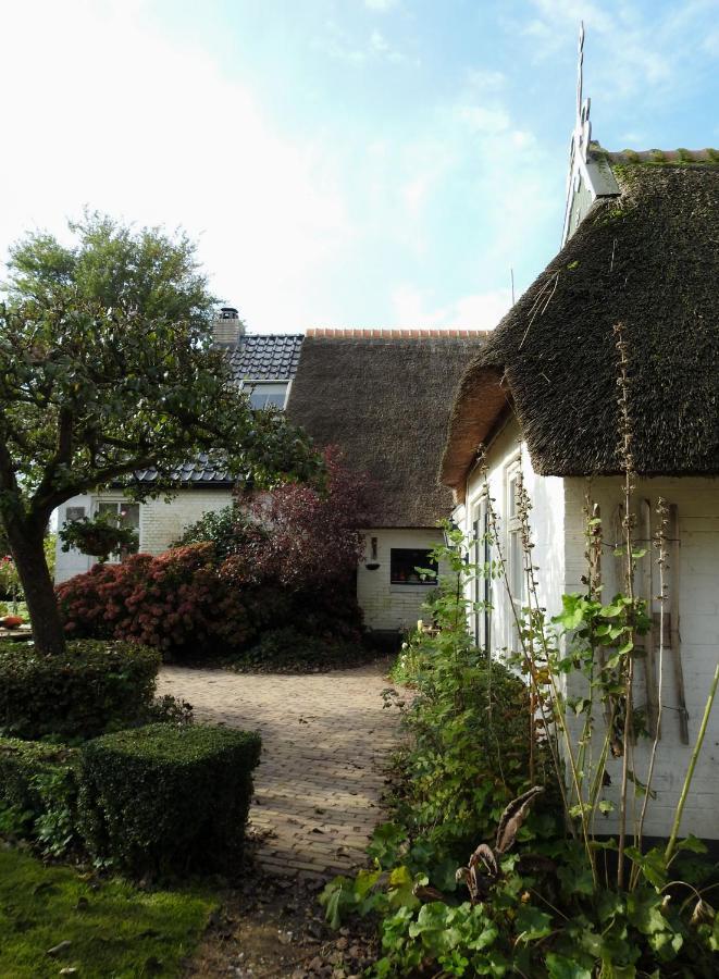 The Wee White Hoose Bed & Breakfast Oosternijkerk Exterior photo